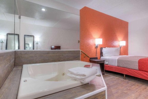 Motel 6-Bridgeview, IL image 37